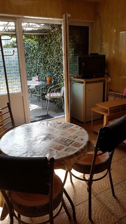 Noclegi U Gosi Mosty Kolo Gdyni Bagian luar foto