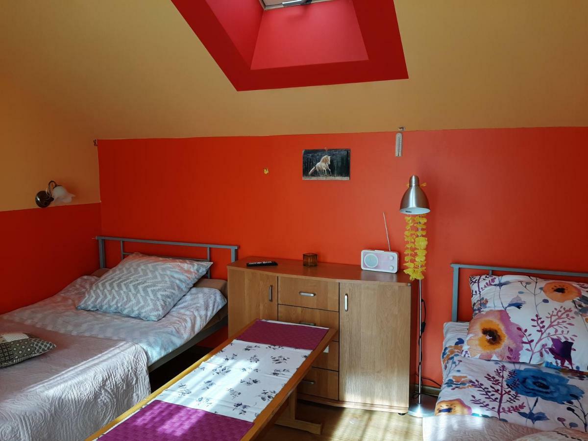 Noclegi U Gosi Mosty Kolo Gdyni Bagian luar foto